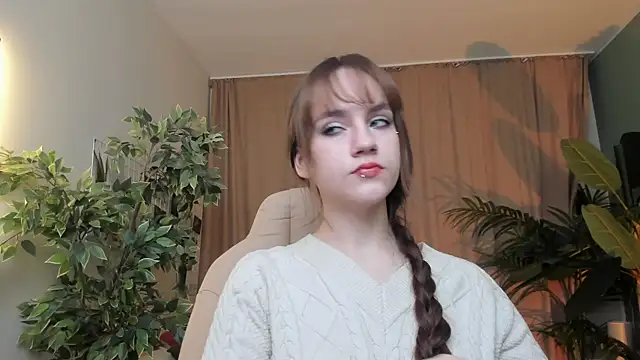 Snapshot of Jamie_Chung chatting on December 14, 2025, 1:12 am Jamie Chung online show from December 14, 2025, 1:12 am