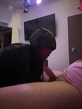 Snapshot of getitnow696969 chatting on November 1, 2025, 9:14 am getitnow696969 online show from November 1, 2025, 9:14 am