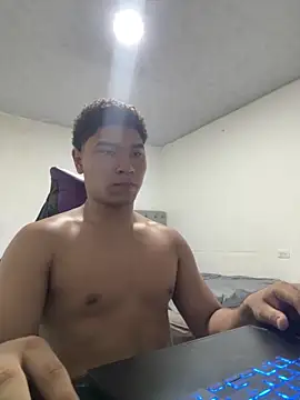 kenji azura1 online show from May 28, 2026, 6:03 pm