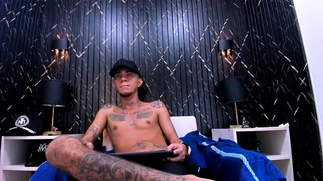 tattoos22 online show from November 28, 2025, 5:13 pm