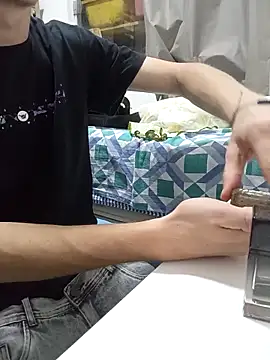 Snapshot of Ladario776 chatting on February 14, 2026, 4:13 am Ladario776 online show from February 14, 2026, 4:13 am