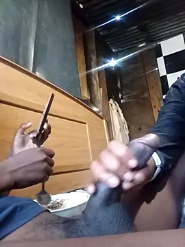 Snapshot of phumlanisanka chatting on April 15, 2026, 3:16 pm phumlanisanka online show from April 15, 2026, 3:16 pm