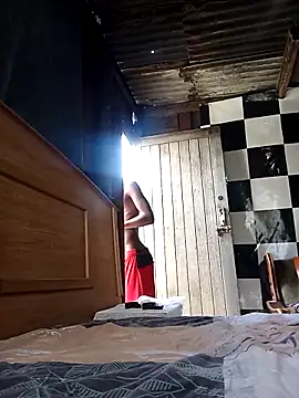 Snapshot of phumlanisanka chatting on April 2, 2026, 8:43 am phumlanisanka online show from April 2, 2026, 8:43 am