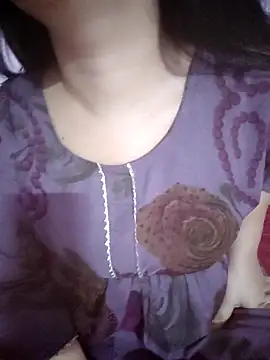 Snapshot of Dimple_sexxy chatting on October 29, 2025, 12:42 am Dimple sexxy online show from October 29, 2025, 12:42 am