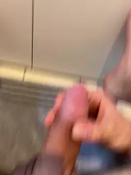 Snapshot of young_dick04 chatting on October 1, 2025, 1:48 pm young dick04 online show from October 1, 2025, 1:48 pm