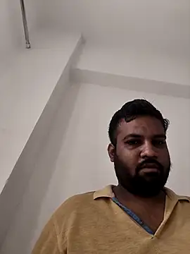 vinay smalldick online show from May 1, 2026, 3:44 am