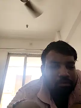 Snapshot of vinay_smalldick chatting on June 15, 2026, 4:34 am vinay smalldick online show from June 15, 2026, 4:34 am