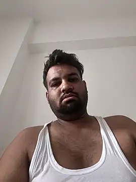 Snapshot of vinay_smalldick chatting on July 18, 2026, 1:25 am vinay smalldick online show from July 18, 2026, 1:25 am