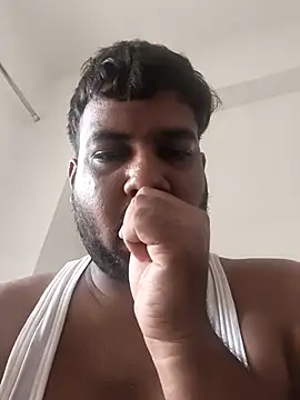 Snapshot of vinay_smalldick chatting on July 21, 2026, 5:09 am vinay smalldick online show from July 21, 2026, 5:09 am