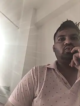 Snapshot of vinay_smalldick chatting on May 8, 2026, 2:48 am vinay smalldick online show from May 8, 2026, 2:48 am