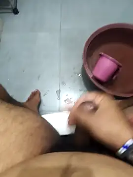 Snapshot of vinay_smalldick chatting on August 1, 2026, 2:04 pm vinay smalldick online show from August 1, 2026, 2:04 pm