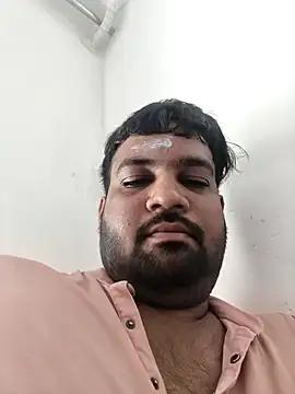 Snapshot of vinay_smalldick chatting on June 6, 2026, 5:23 am vinay smalldick online show from June 6, 2026, 5:23 am