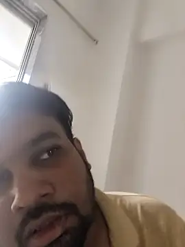 Snapshot of vinay_smalldick chatting on June 7, 2026, 9:36 am vinay smalldick online show from June 7, 2026, 9:36 am