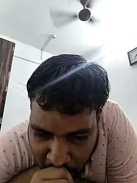 Snapshot of vinay_smalldick chatting on June 8, 2026, 2:06 pm vinay smalldick online show from June 8, 2026, 2:06 pm