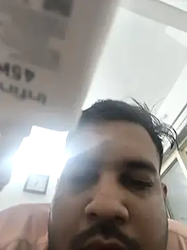 Snapshot of vinay_smalldick chatting on July 5, 2026, 1:07 pm vinay smalldick online show from July 5, 2026, 1:07 pm