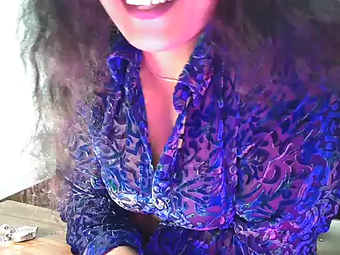 shaalu sharma online show from November 10, 2025, 4:28 am