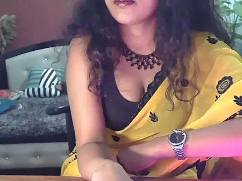 shaalu sharma online show from November 28, 2025, 6:08 pm