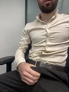 Snapshot of speddy34 chatting on February 17, 2026, 6:44 am speddy34 online show from February 17, 2026, 6:44 am