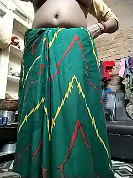 Snapshot of Hita_Grewal chatting on October 31, 2025, 7:38 am Hita Grewal online show from October 31, 2025, 7:38 am