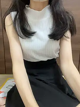 Snapshot of yayoi_jp chatting on June 24, 2026, 4:38 pm yayoi jp online show from June 24, 2026, 4:38 pm