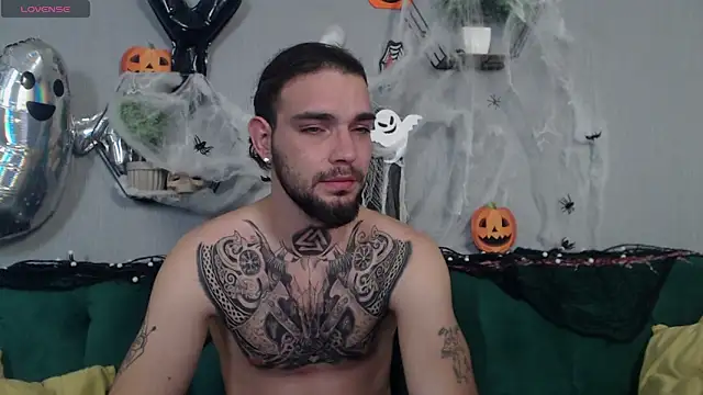 Snapshot of DanyelCarter chatting on October 29, 2025, 8:30 pm DanyelCarter online show from October 29, 2025, 8:30 pm