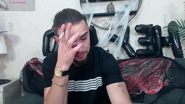 Snapshot of DanyelCarter chatting on October 23, 2025, 6:28 pm DanyelCarter online show from October 23, 2025, 6:28 pm