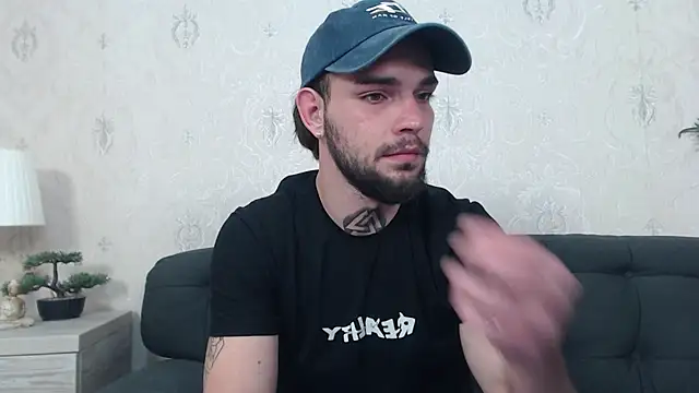 Snapshot of DanyelCarter chatting on October 8, 2025, 6:41 pm DanyelCarter online show from October 8, 2025, 6:41 pm