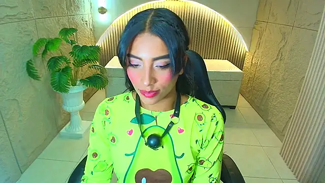 katty berry r online show from December 18, 2025, 8:12 pm