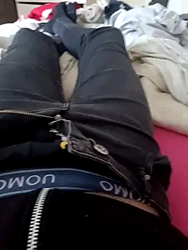 Angelmilf69 online show from February 25, 2026, 5:24 pm