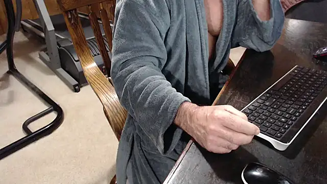 billy471 online show from November 24, 2025, 4:40 pm