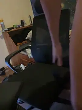 fronkie9384 online show from November 24, 2025, 11:49 pm