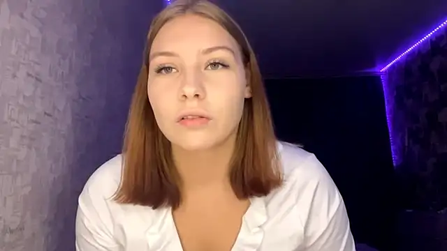 SwiiSweet online show from October 17, 2025, 4:09 pm