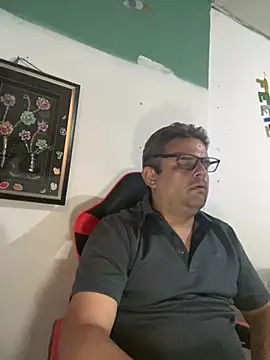 Katracho6969 online show from February 13, 2026, 12:10 am