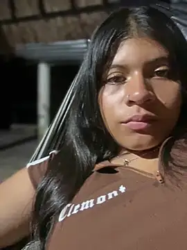 Elahia  marquez online show from February 5, 2026, 2:51 am