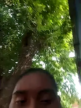 Lucy-Ferr online show from October 20, 2025, 5:46 pm