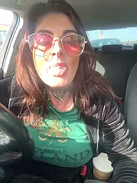 IrishmilfAnna online show from April 19, 2026, 8:59 am