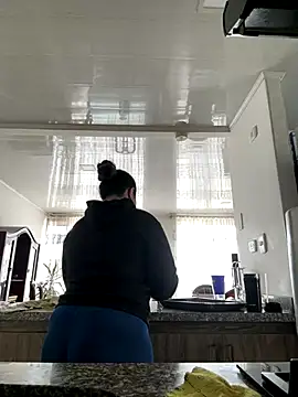 PortuPAWG online show from November 18, 2025, 7:17 pm