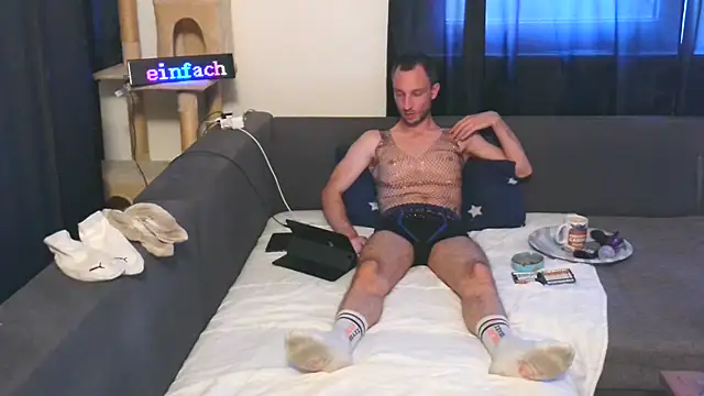 Snapshot of cum2camboys chatting on May 23, 2026, 6:40 pm cum2camboys online show from May 23, 2026, 6:40 pm