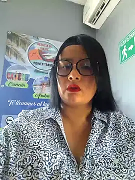 Milagros-hot online show from October 12, 2025, 7:04 pm