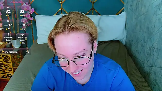 Snapshot of AlexandraGreen chatting on April 30, 2026, 9:08 pm AlexandraGreen online show from April 30, 2026, 9:08 pm