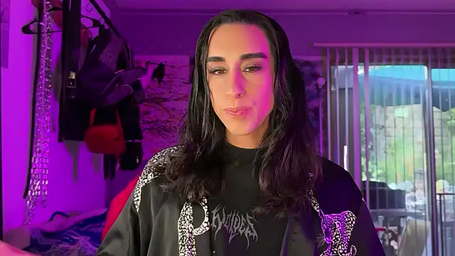 Snapshot of xoFrankie chatting on February 23, 2026, 12:45 am xoFrankie online show from February 23, 2026, 12:45 am