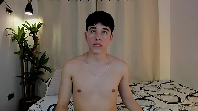 mrhot night online show from December 3, 2025, 11:36 pm