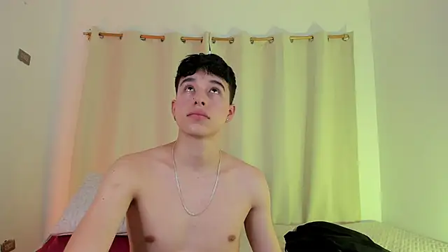 mrhot night online show from October 7, 2025, 10:55 pm