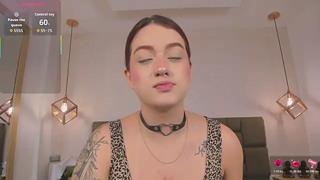 Snapshot of Julieth_Rojas chatting on March 10, 2026, 3:54 am Julieth Rojas online show from March 10, 2026, 3:54 am