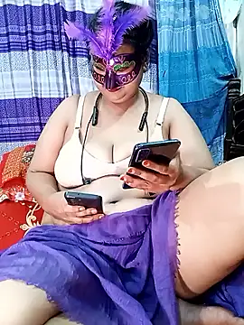 Tanisha-Chy online show from April 30, 2026, 5:47 am