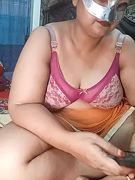 Snapshot of Tanisha-Chy chatting on July 3, 2026, 5:14 am Tanisha-Chy online show from July 3, 2026, 5:14 am