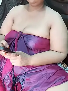 Snapshot of Tanisha-Chy chatting on July 30, 2026, 4:44 am Tanisha-Chy online show from July 30, 2026, 4:44 am