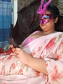 Snapshot of Tanisha-Chy chatting on July 12, 2026, 5:58 pm Tanisha-Chy online show from July 12, 2026, 5:58 pm