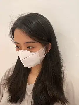 Snapshot of Mochi21 chatting on October 8, 2025, 4:14 am Mochi21 online show from October 8, 2025, 4:14 am