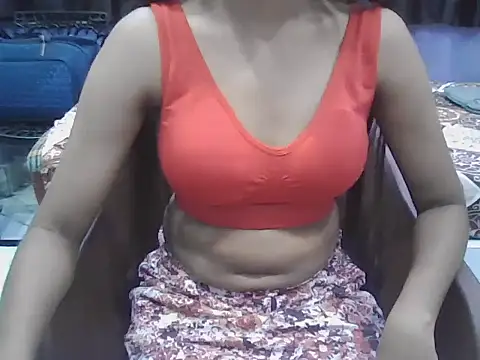 vanshika4uonly online show from October 12, 2025, 9:43 am